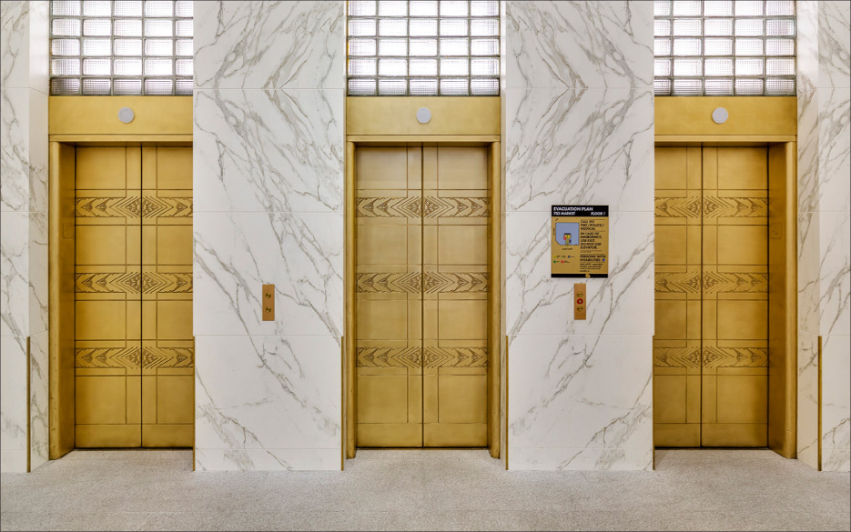 This commercial project located at 703 Market, San Francisco, CA features Calacatta marble cladding, sourced through Evolv Surfaces. 