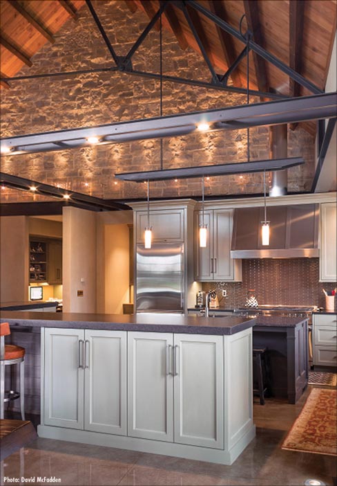 Spectacular designs reflecting current design trends. From the NKBA Design contest, First Place Large Kitchen – David McFadden of Past Basket Design I Geneva, IL. Co-Designer: Debbie Larson.