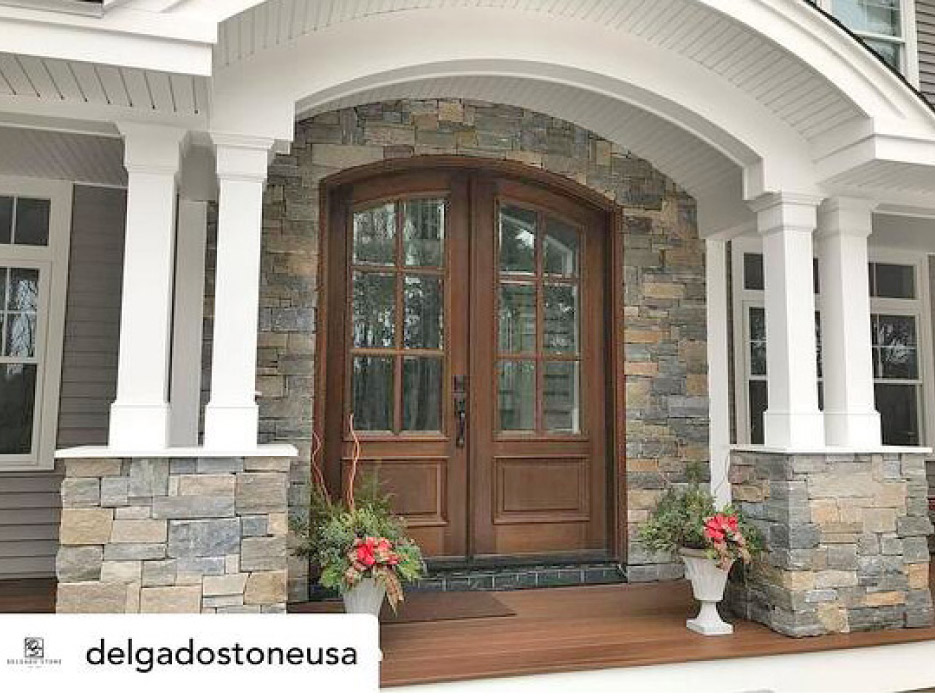 Colonial Tan ashlar veneer, stone installed by Northeast Walls and Patios.