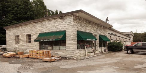 Built from local stone, and purchased in 1961, Gawet Marble & Granite’s main shop and offices are located on US-4 in Center Rutland, Vermont, right down the road from the family homestead. “When my dad put this shop together it was done piece by piece, a little bit here, a little bit there.” 