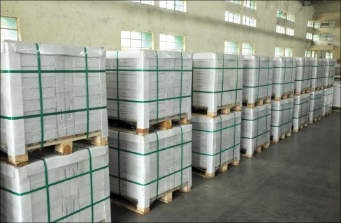 Madhav uses Euro Pallet Packing  for tiles. These tiles are waiting at the loading bay ready to be put into the container. About 528 sq. ft. of standard size tile 24 x 12 is packed in one crate.
